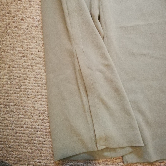 White House Black Market Green Wide Leg Crop Pant - Picture 2 of 5